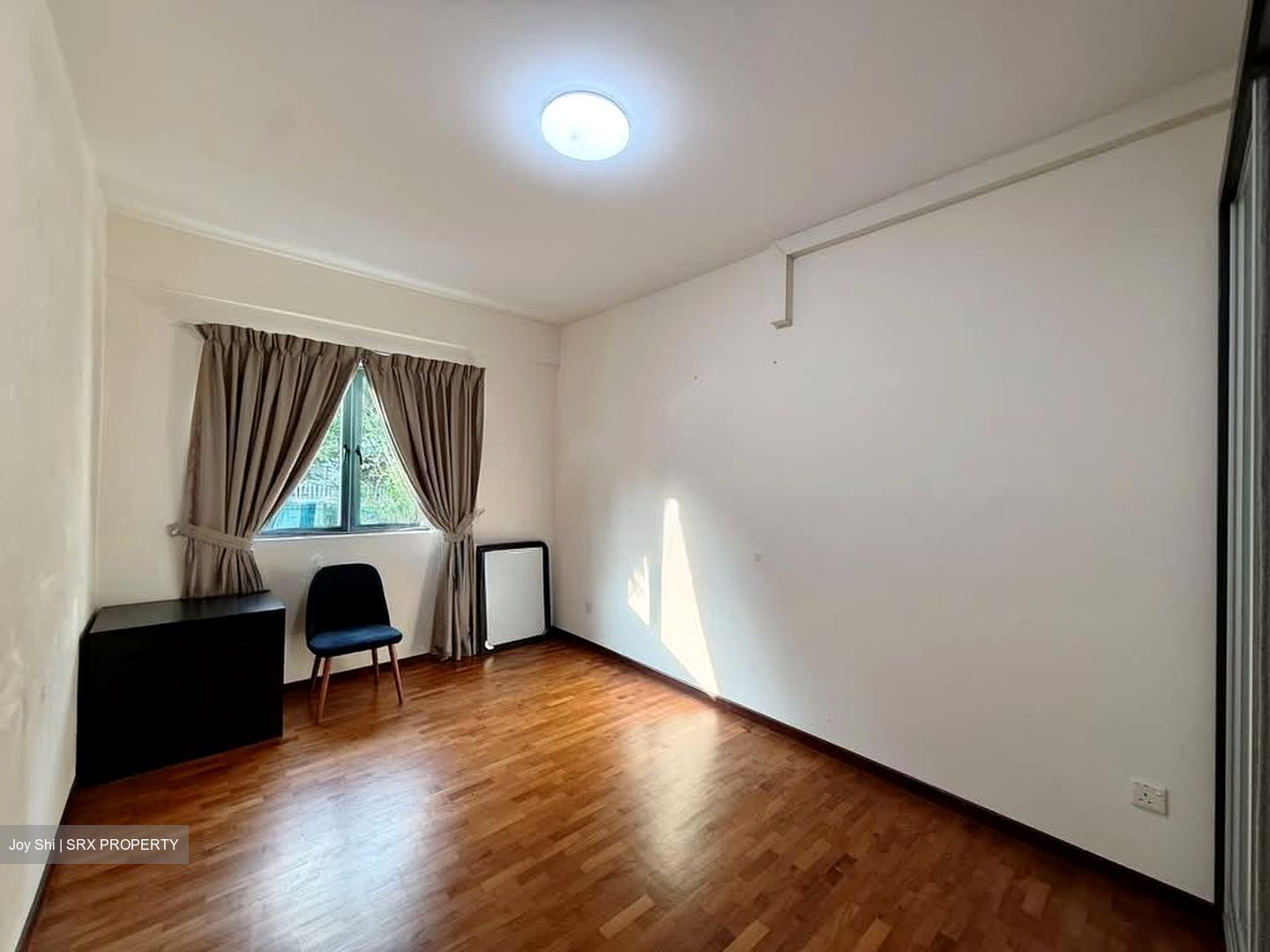 Stratford Court (D16), Condominium #593995601